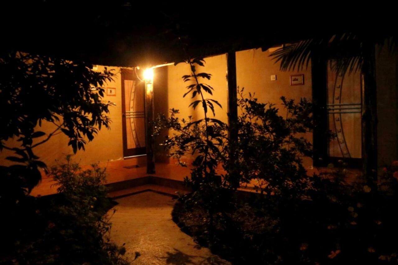Solitary Nook Gosāba Exterior foto
